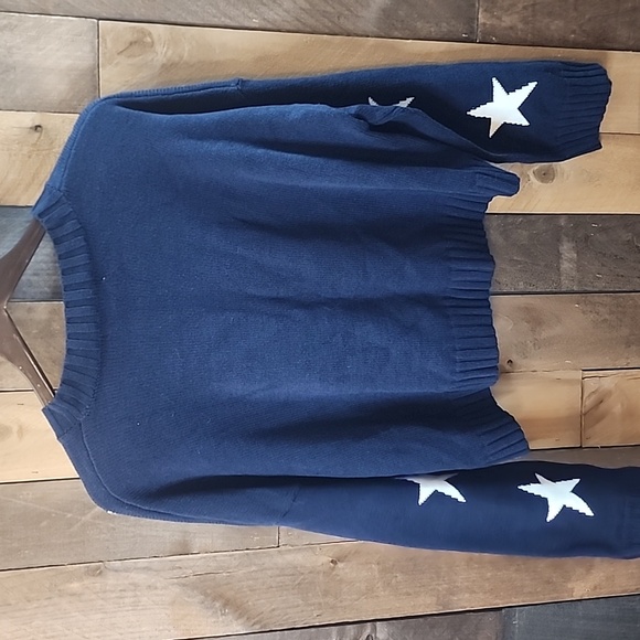 Moon & Madison Midnight Blue Star Sweater Size L - Picture 5 of 6